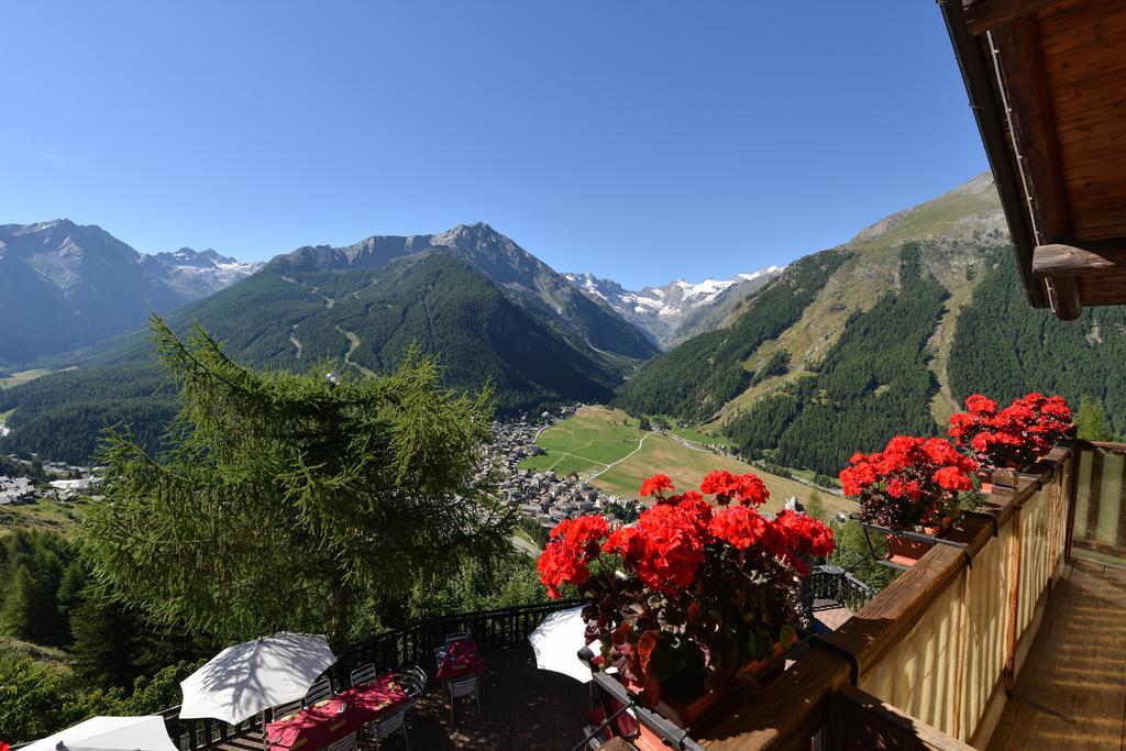 Hotel Belvedere Когне Екстериор снимка